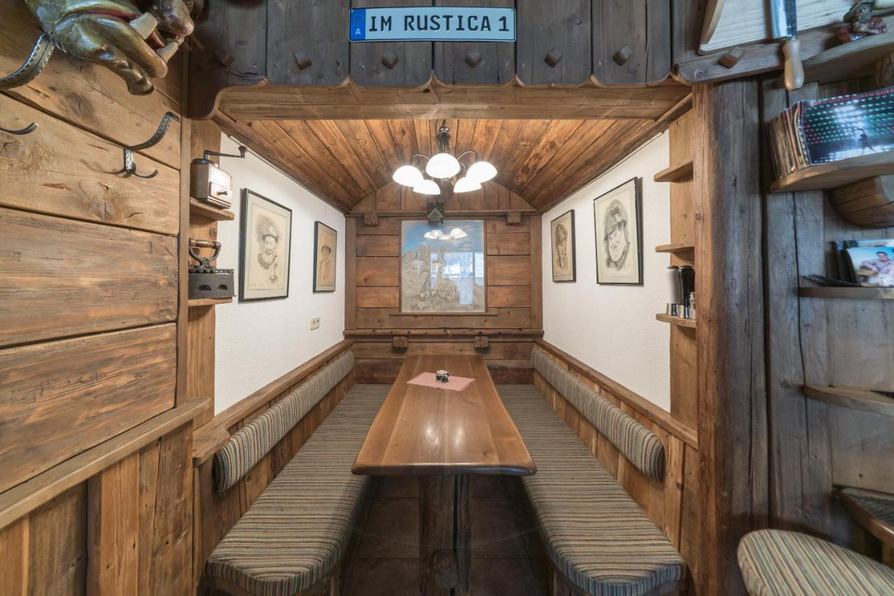 Ferienwohnungen Rustica Längenfeld Exterior foto