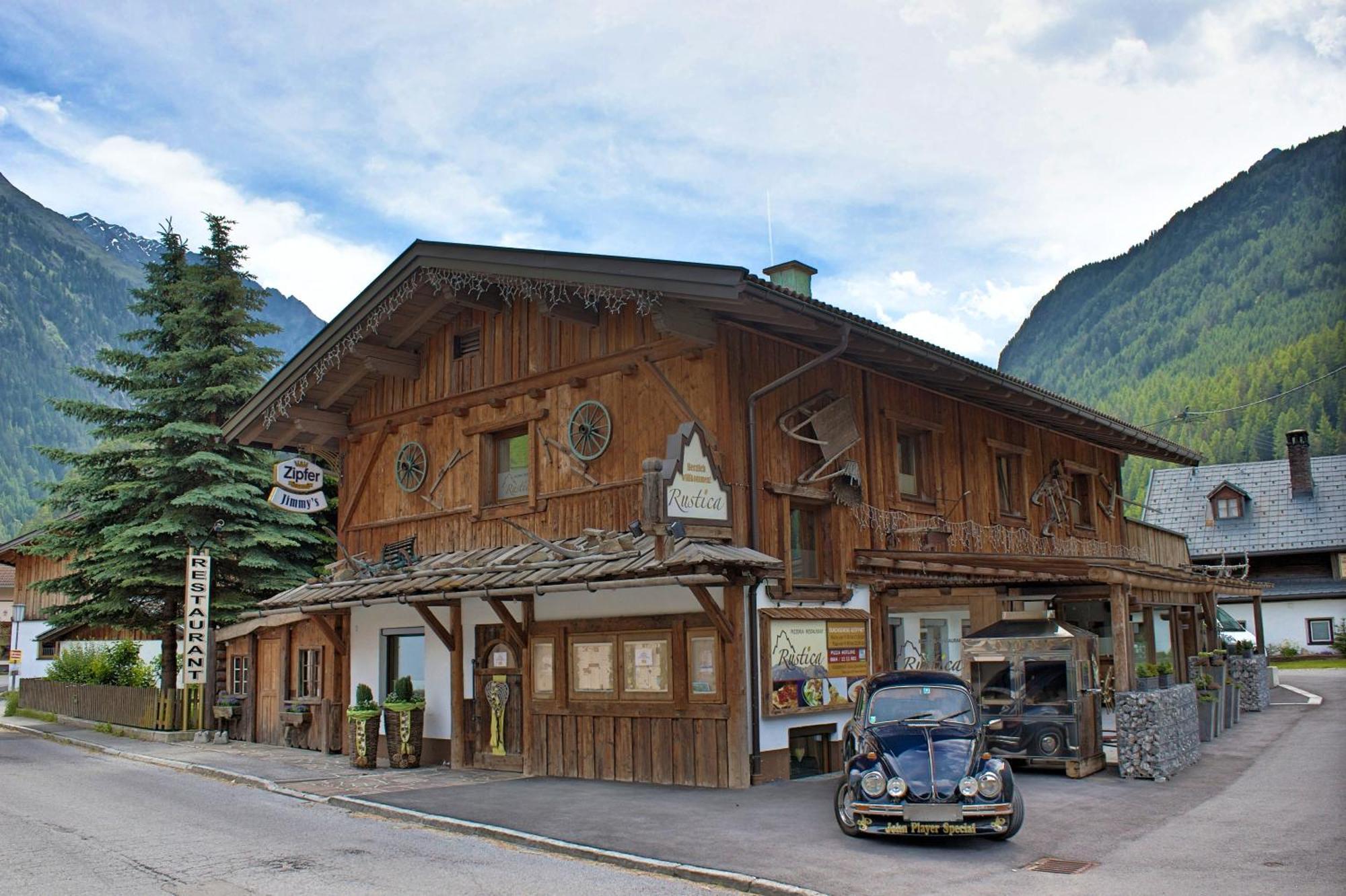 Ferienwohnungen Rustica Längenfeld Exterior foto